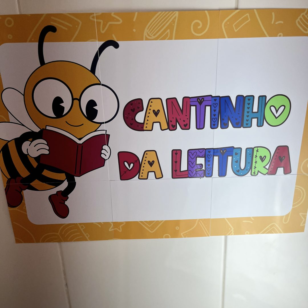 Painel Cantinho da Leitura