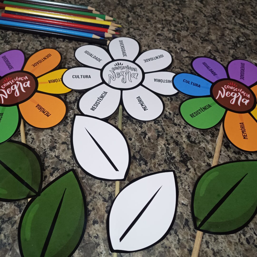 FLORES DA CONSCIÊNCIA NEGRA